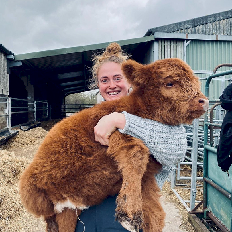 Izzi Rainey - Bates Moor Farm